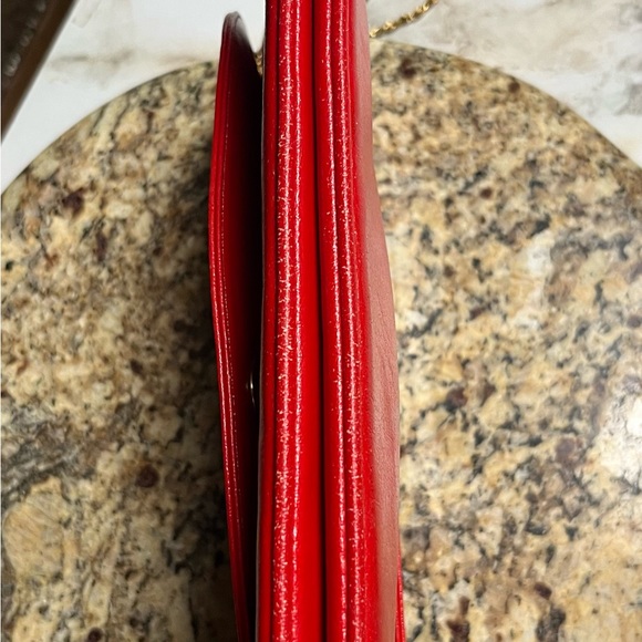 Francois • Vintage • Red • Crossbody Handbag • W/Gold Chain - Picture 15 of 15
